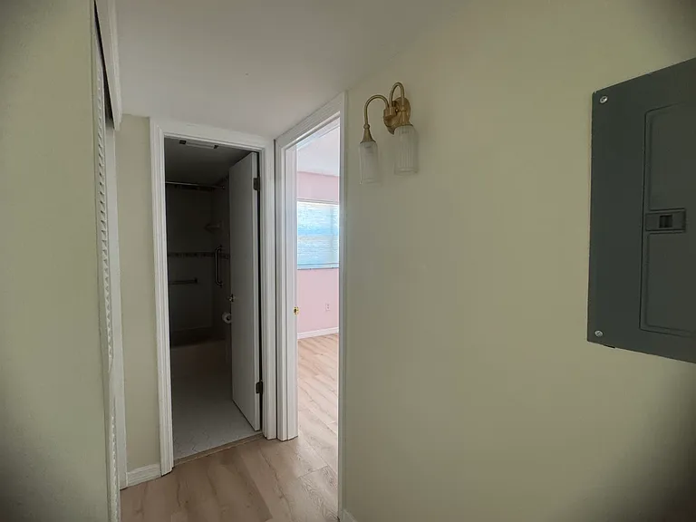 4158 Tamiami Trl — Photo 19