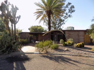 6901 E Soyaluna Pl, Tucson, AZ 85715