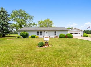 4106 W Prairie Dr, Leesburg, IN 46538