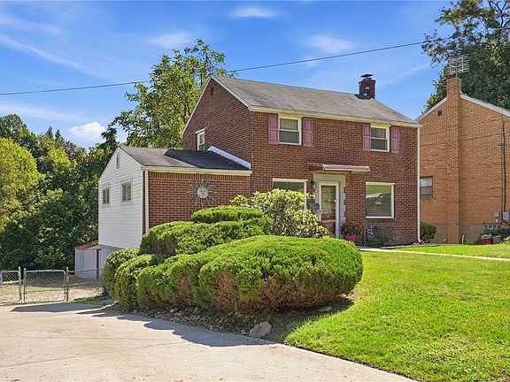 3rd image of 21 Hardwood Rd