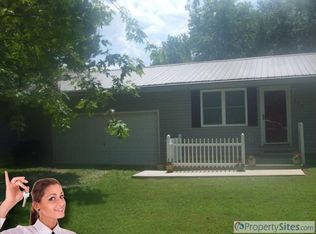 105 W 8th St, Knob Noster, MO 65336