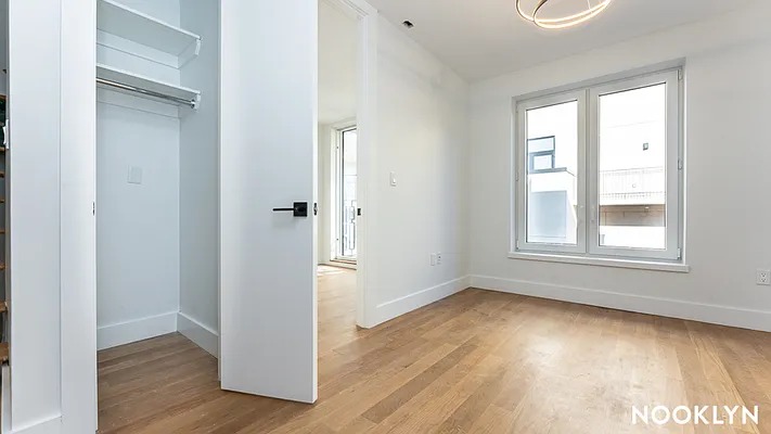 Rented by Nooklyn NYC LLC | media 22