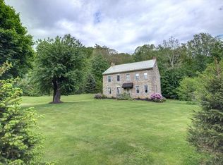 43 Smoketown Rd, Mertztown, PA 19539