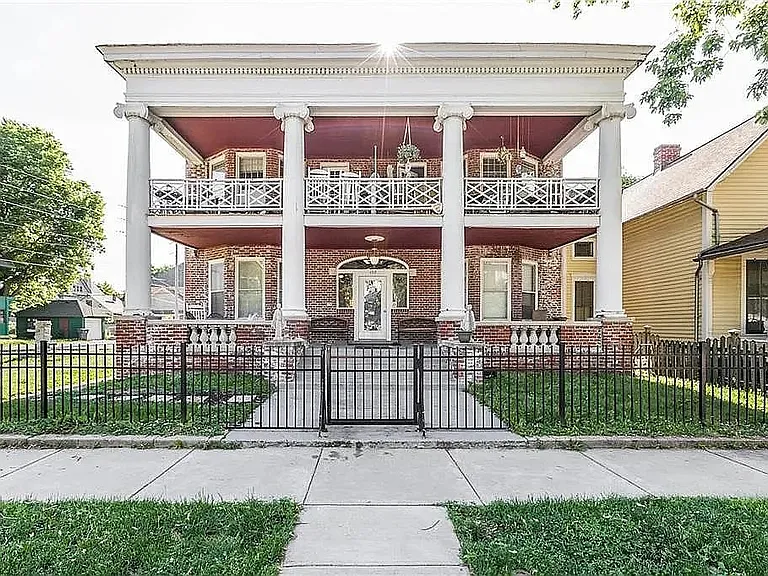 1717 N Talbott St #T4 — Photo 1