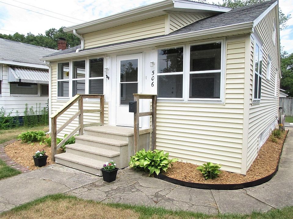 1st image of 506 S 32nd St