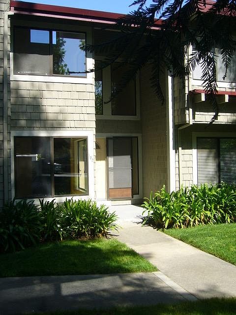 1st image of 107 Scotia Ln