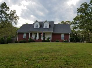 65 Carpenter Ln, Savannah, TN 38372