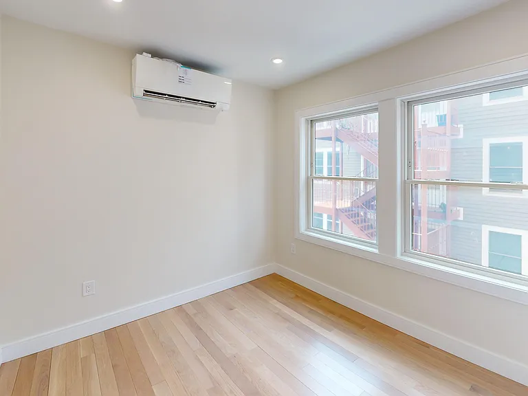 59 Gove St #3 — Photo 14