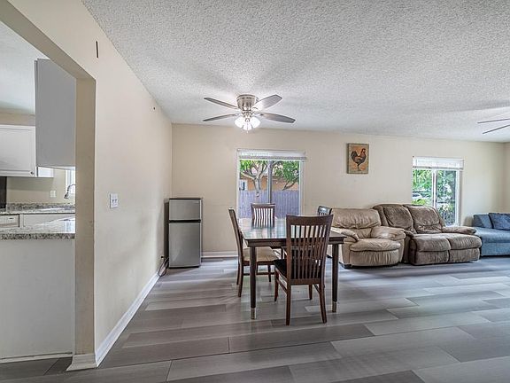 5th image of 516 Nathan Hale Rd #1