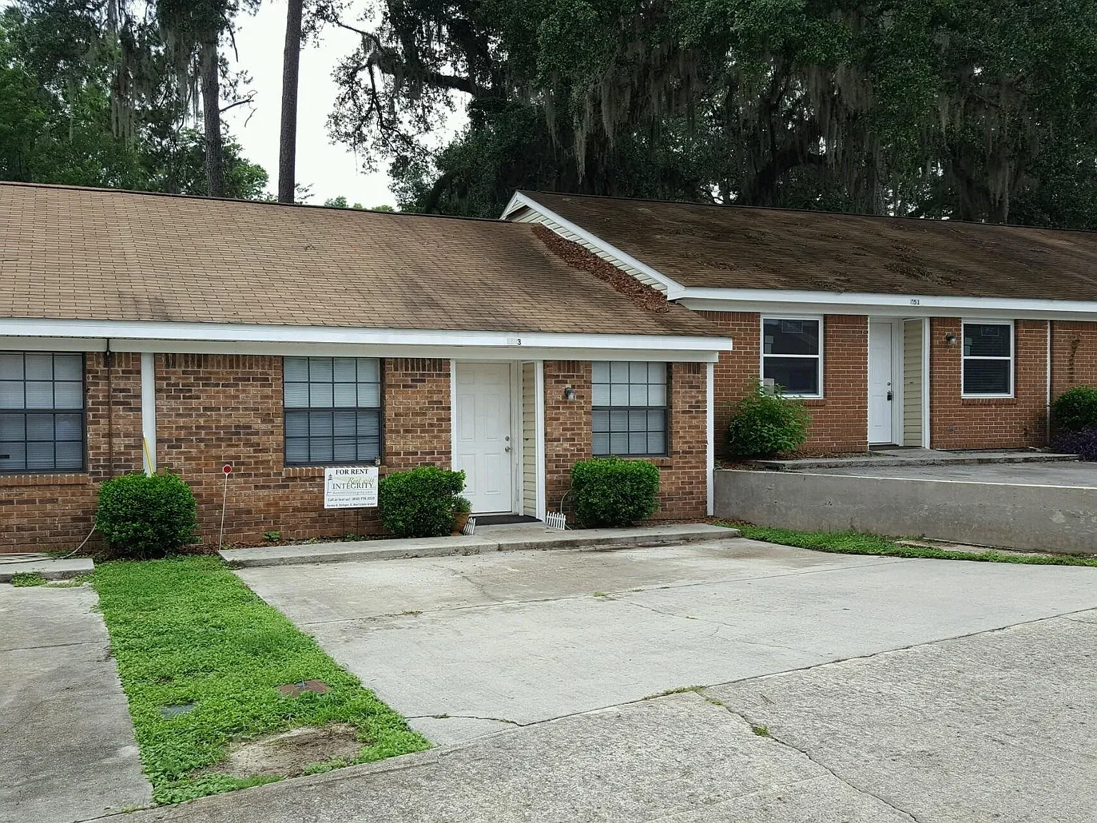 2 bed, 902 sqft, $1,300 — Photo 2