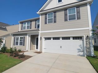 79 Curling Creek Dr, Clayton, NC 27527