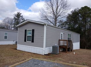 308 Knoll Ridge Rd, Mills River, NC 28759