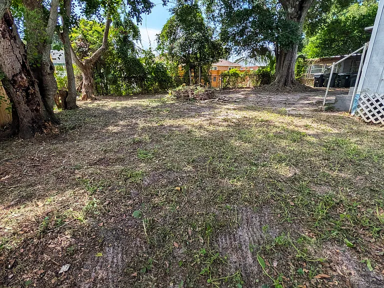 408 Gibbs Rd — Photo 8