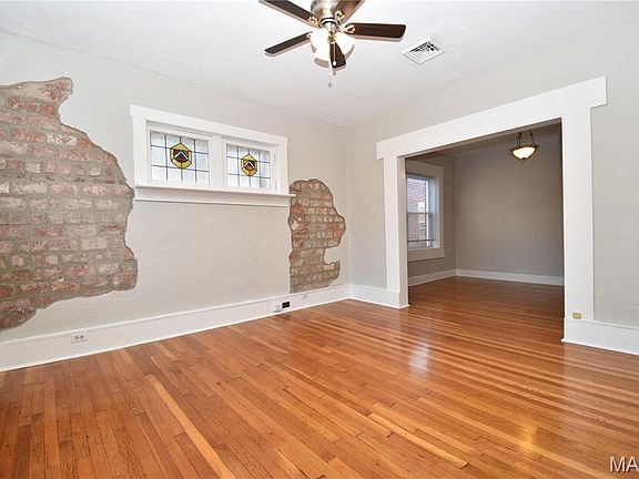 4th image of 4510 Cleveland Ave