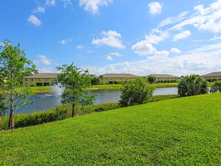 9051 Gervais Cir #1503 — Photo 2