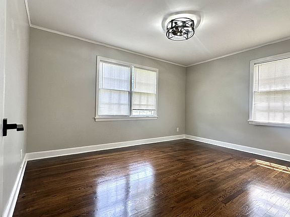5th image of 3634 Autumn Ave