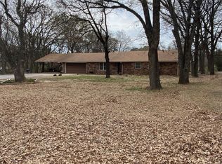 10 Town And Country Cir, Ardmore, OK 73401