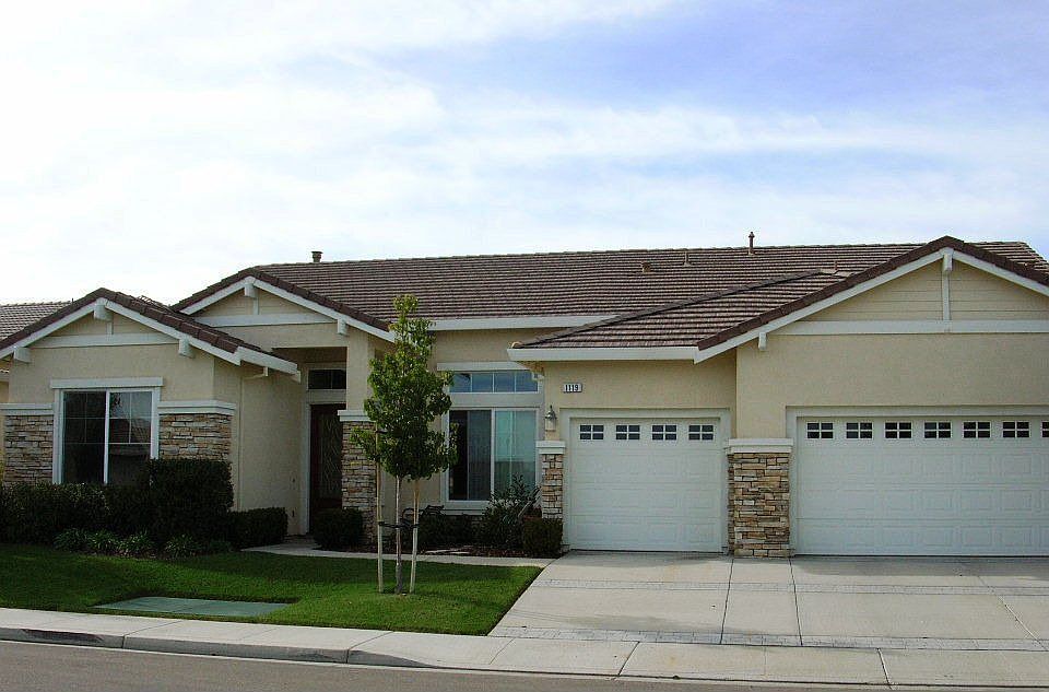 Executive Style HOme