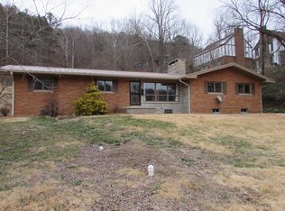 116 Burch Oak Ln, Prestonsburg, KY 41653