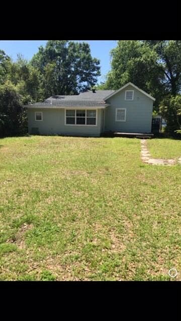2nd image of 150 Jefferson Davis Ave