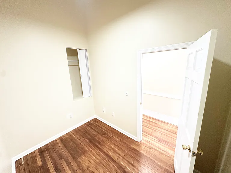 105 Bank St #4A — Photo 7