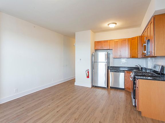 2nd image of 1821 S Broad St #3R