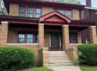 713 Chalmers St, Detroit, MI 48215