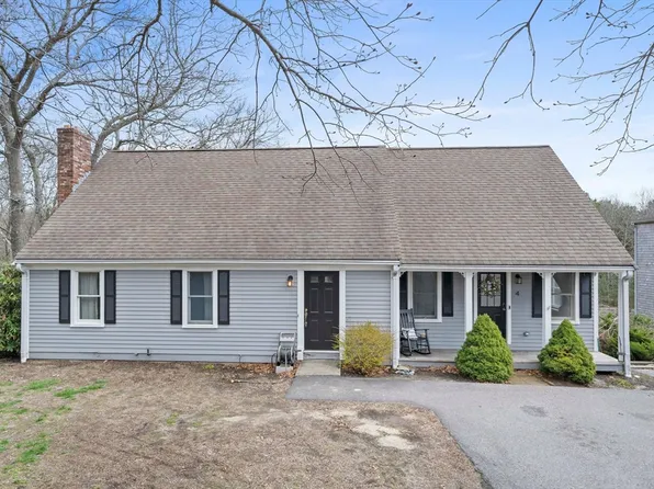 4 Jacqueline Ln, Plymouth, MA 02360