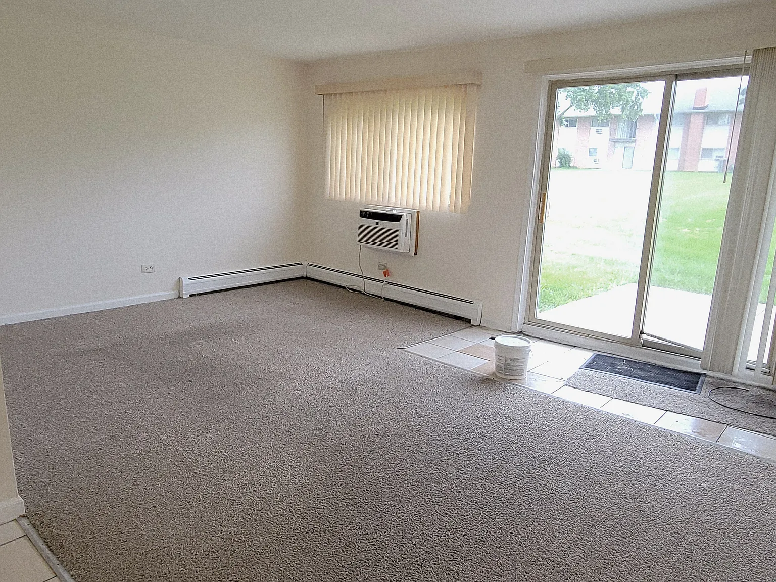2 bed, 880 sqft, $1,750 — Photo 3