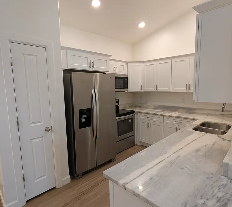 344 S 740 W #302