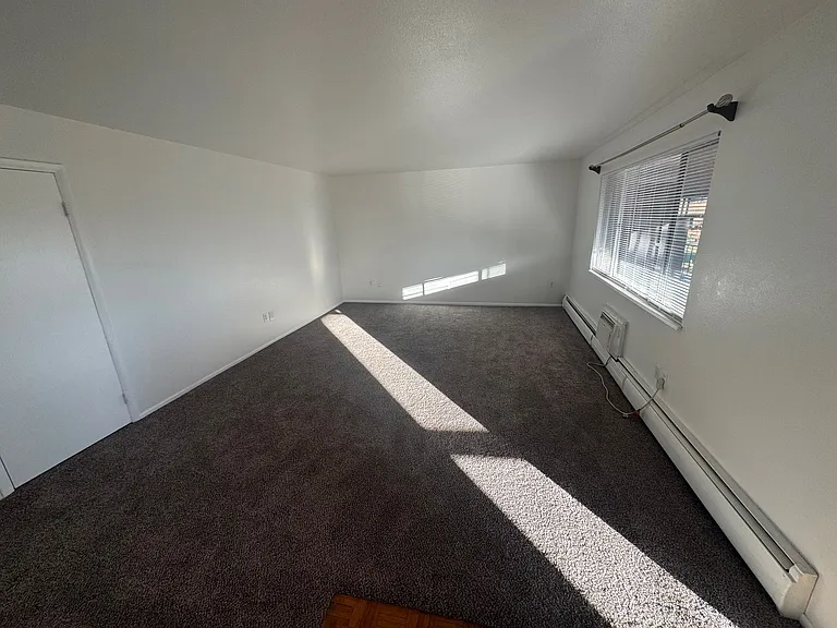 434 Valley Hi Cir #B24 — Photo 6