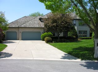 2229 Shannon Ct, Darien, IL