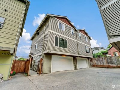 6338 A 34th Avenue SW, Seattle, WA, 98126