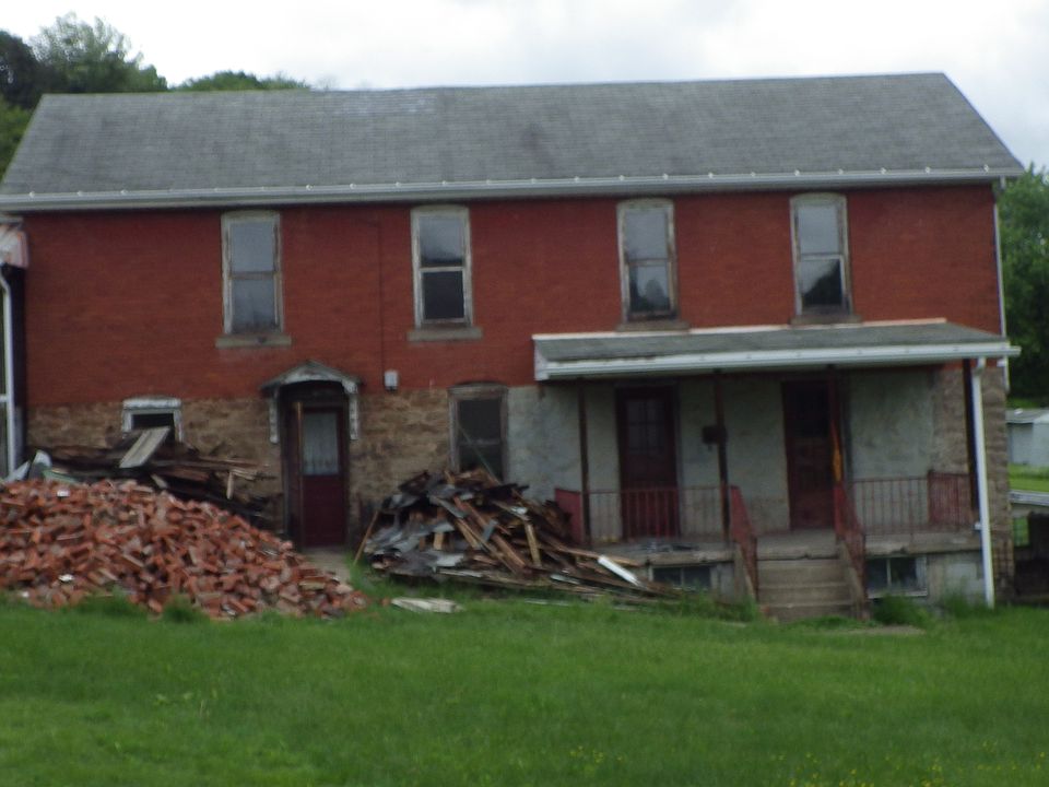 2nd image of 9921 McClellan St
