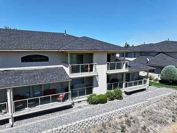 3rd image of 3710 W Canyon Lakes Drive #D102