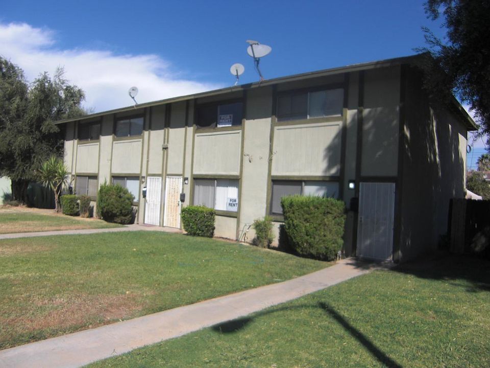 1st image of 1127 E Citrus Ave APT 1