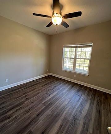 4th image of 7010 Catalina Dr #1