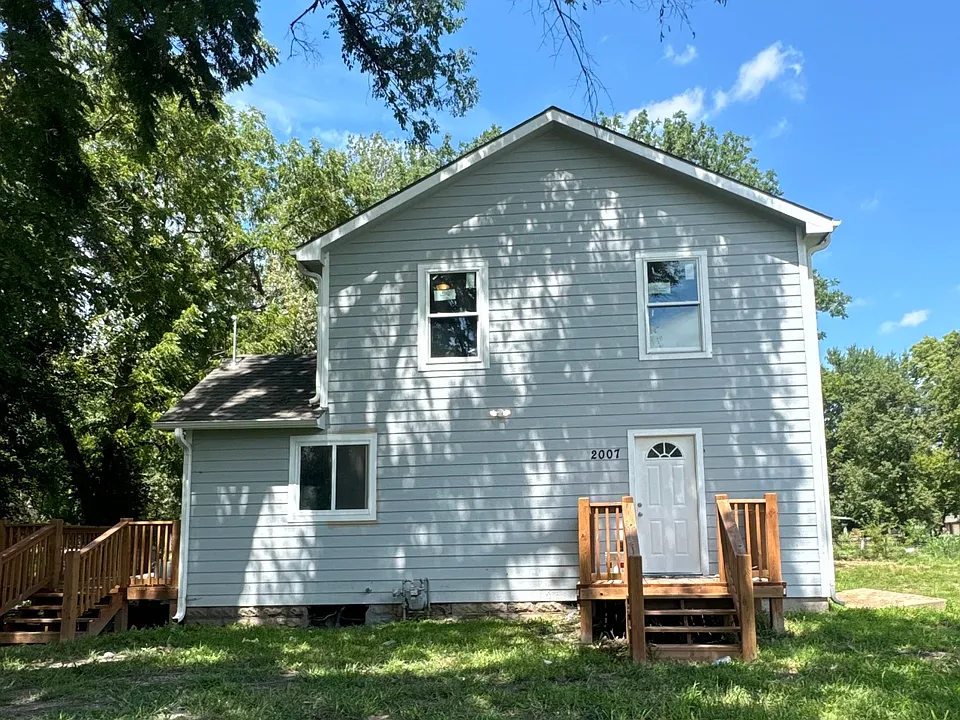 2007 NW Taylor St