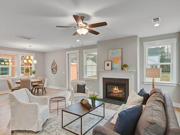 Wando II Living Room