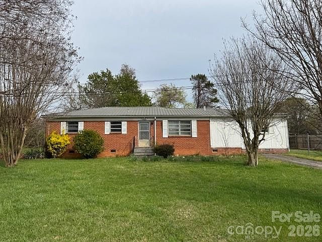 1st image of 408 Clark Blvd