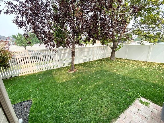 5th image of 2116 W 2180th St N