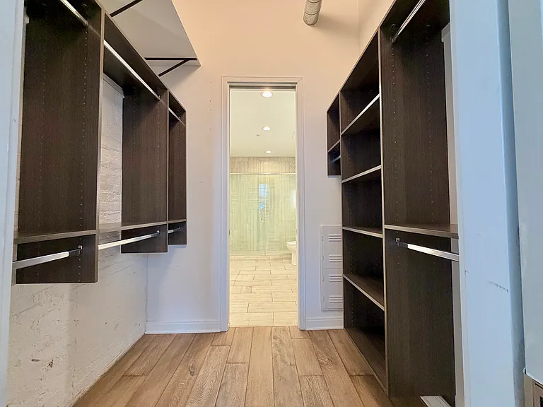 813 Broadway St #101 — Photo 20