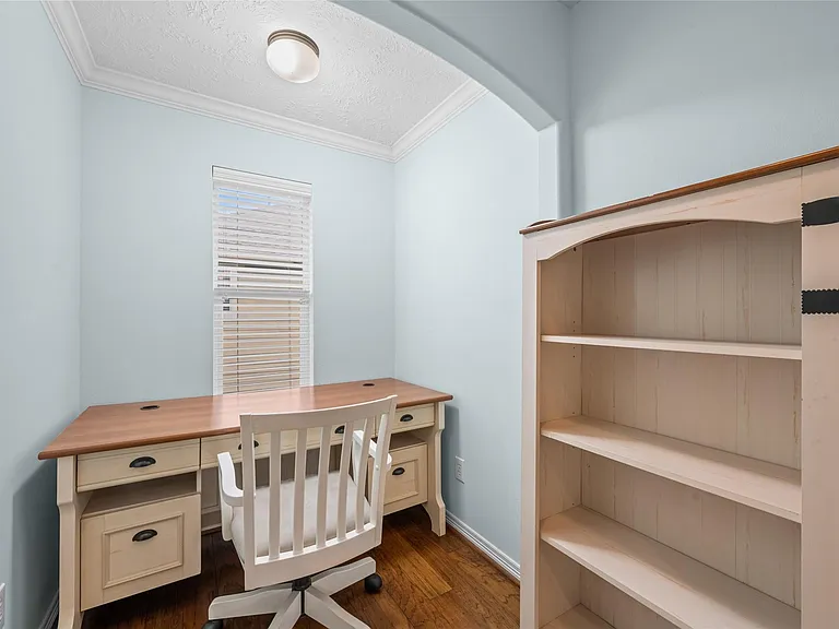 3410 Skyline Village Dr — Photo 27