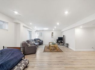 47 Stollar Blvd, Barrie, ON L4M6N3