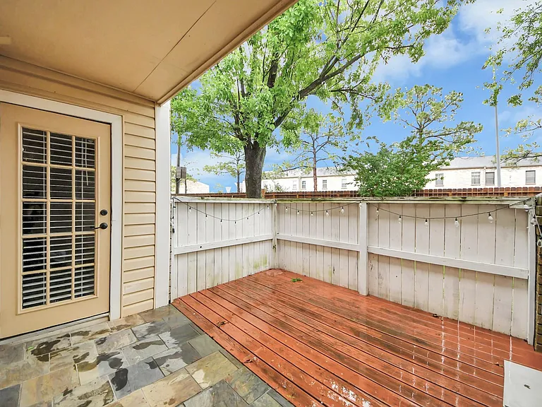 2750 Holly Hall St #911 — Photo 10