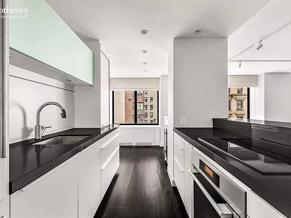 2nd image of 45 E 80th St APT 8A