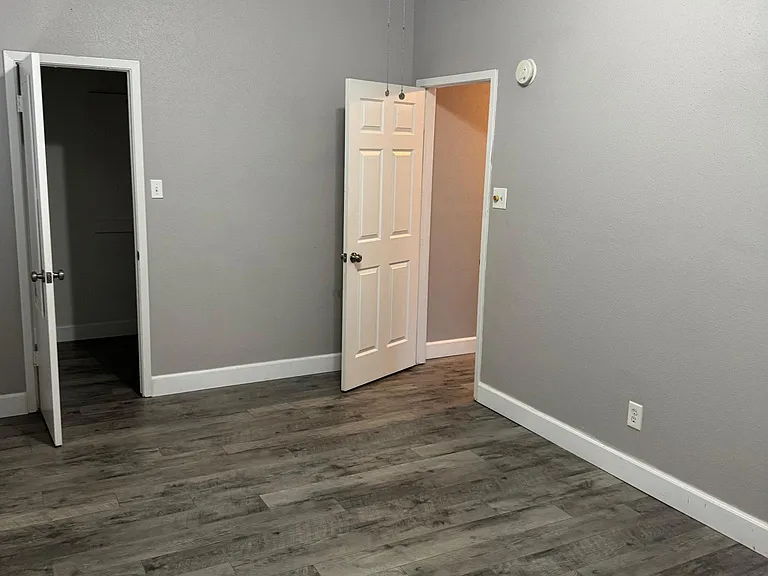 515 Shealy St — Photo 25