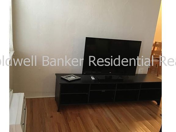 4th image of 1551 Michigan Ave APT 2