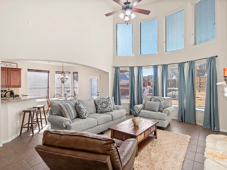 201 Barkley Dr — Photo 7