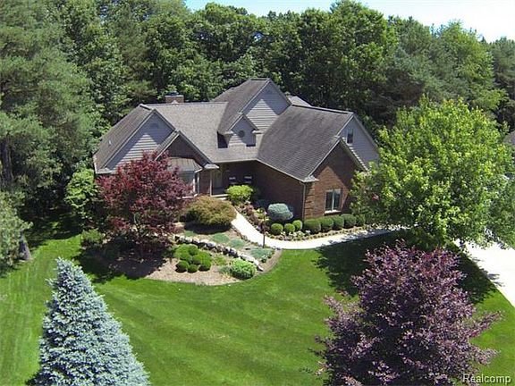 3rd image of 7816 Brookpines Dr